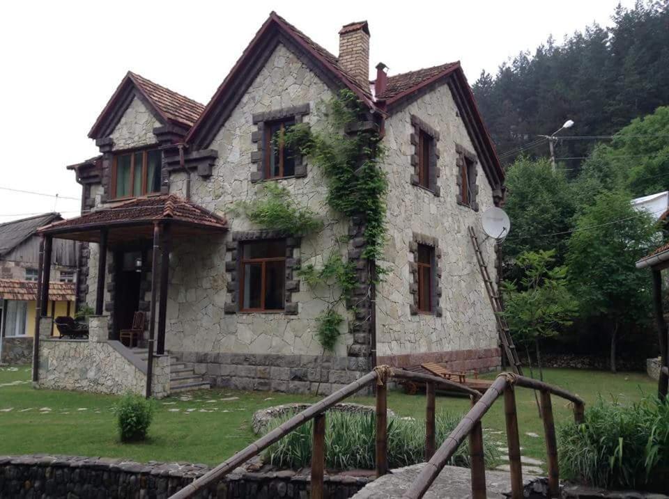 Eco Garden Bed & Breakfast Dilijan Exterior foto