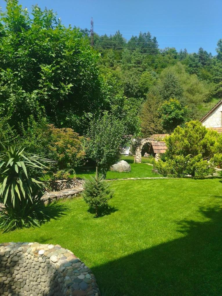 Eco Garden Bed & Breakfast Dilijan Exterior foto